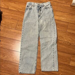 Levi's Ribcage Straight Ankle Jeans in Light Wash